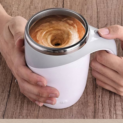 Taza con Agitador Automático: Mezcla de Forma más Inteligente